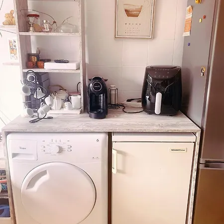 Casa de hóspedes Com Boa Localização E Conforto 3*