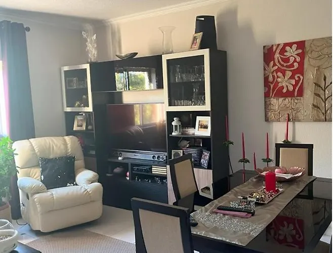 Com Boa Localização E Conforto